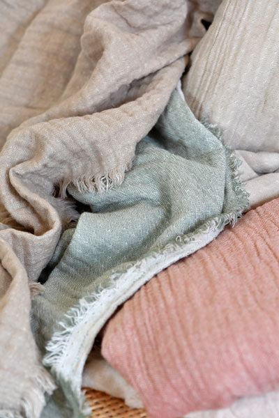 Plaid en gaze de coton, beige rosé, 130x190cm