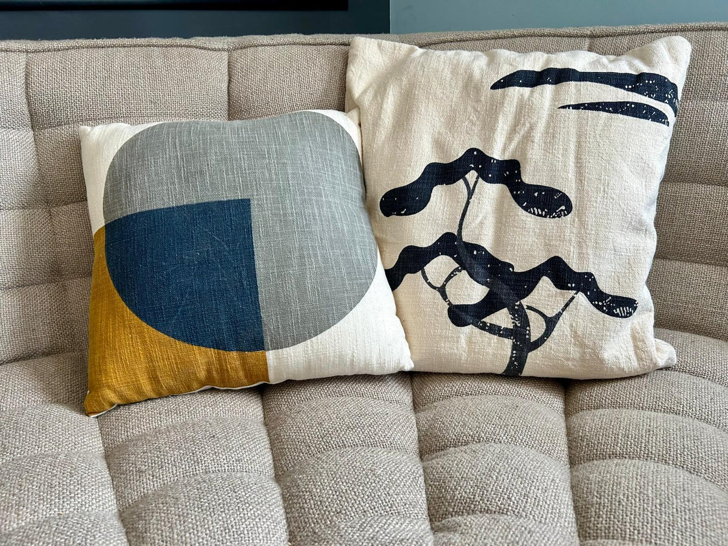 Coussin nature moderne 100% coton bleu et safran, 45 x 45cm